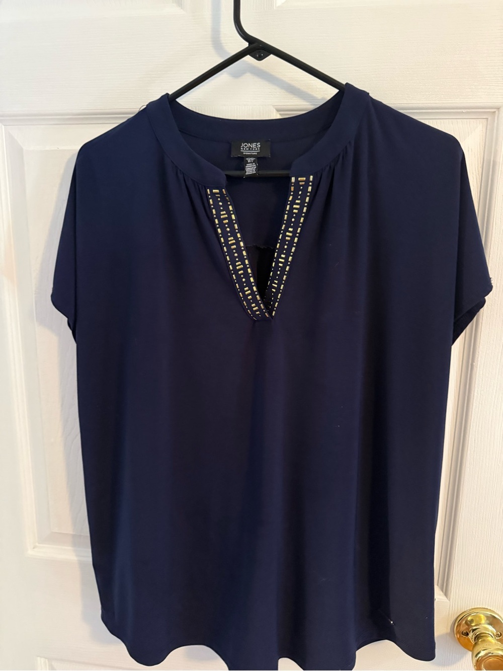 Jones New York Navy Short-Sleeve Split-Neck Top with Gold Accents
